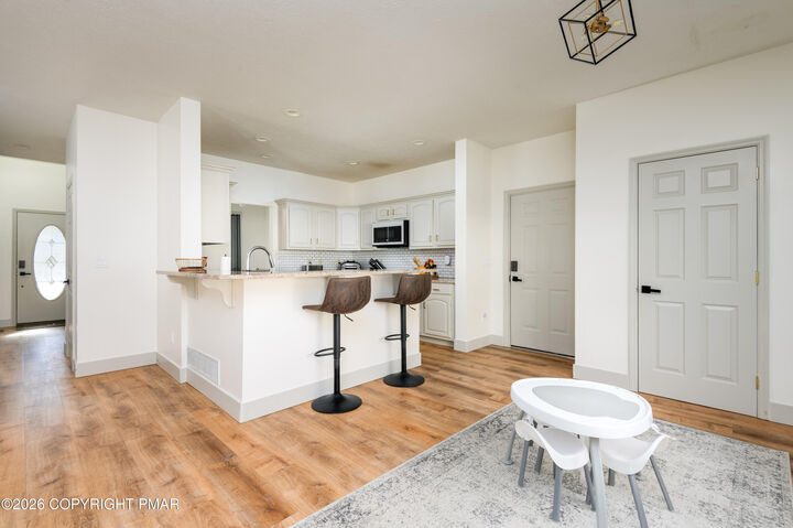 Property Photo:  2115 Hemlock Lane  PA 18302 