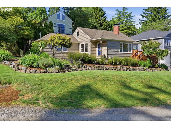 Property Photo: 7158 SW 4th Ave OR 97219
