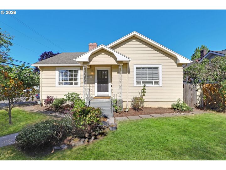 Property Photo: 5305 N Haight Ave OR 97217