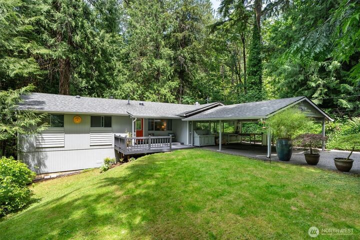 Property Photo:  28102 SE 63rd Street  WA 98027 