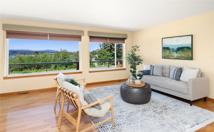 Property Photo: 61 Robbins Road WA 98358
