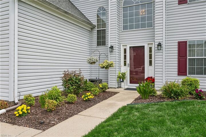 Property Photo:  828 Sheffield St  VA 23666 