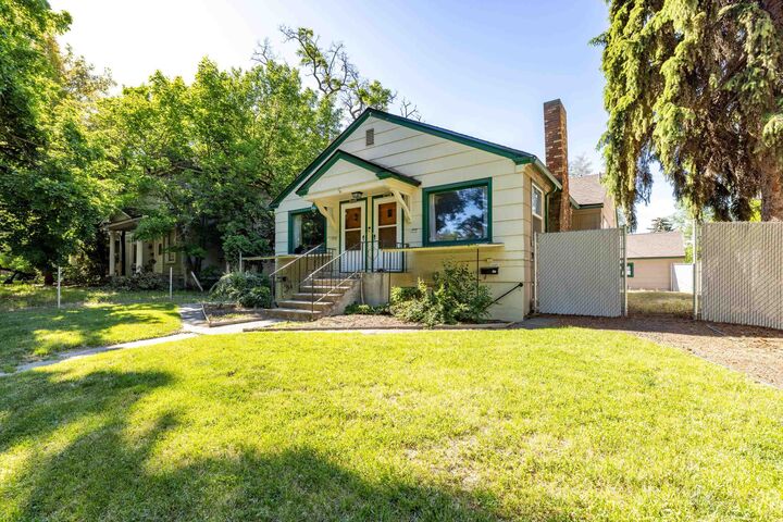 Property Photo: 1815 W 10th Ave WA 99204