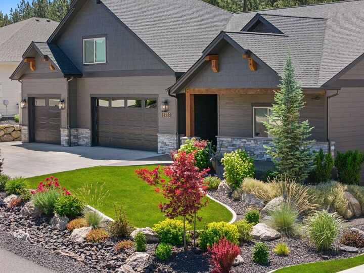 Property Photo: 14308 E 39th Ln WA 99037
