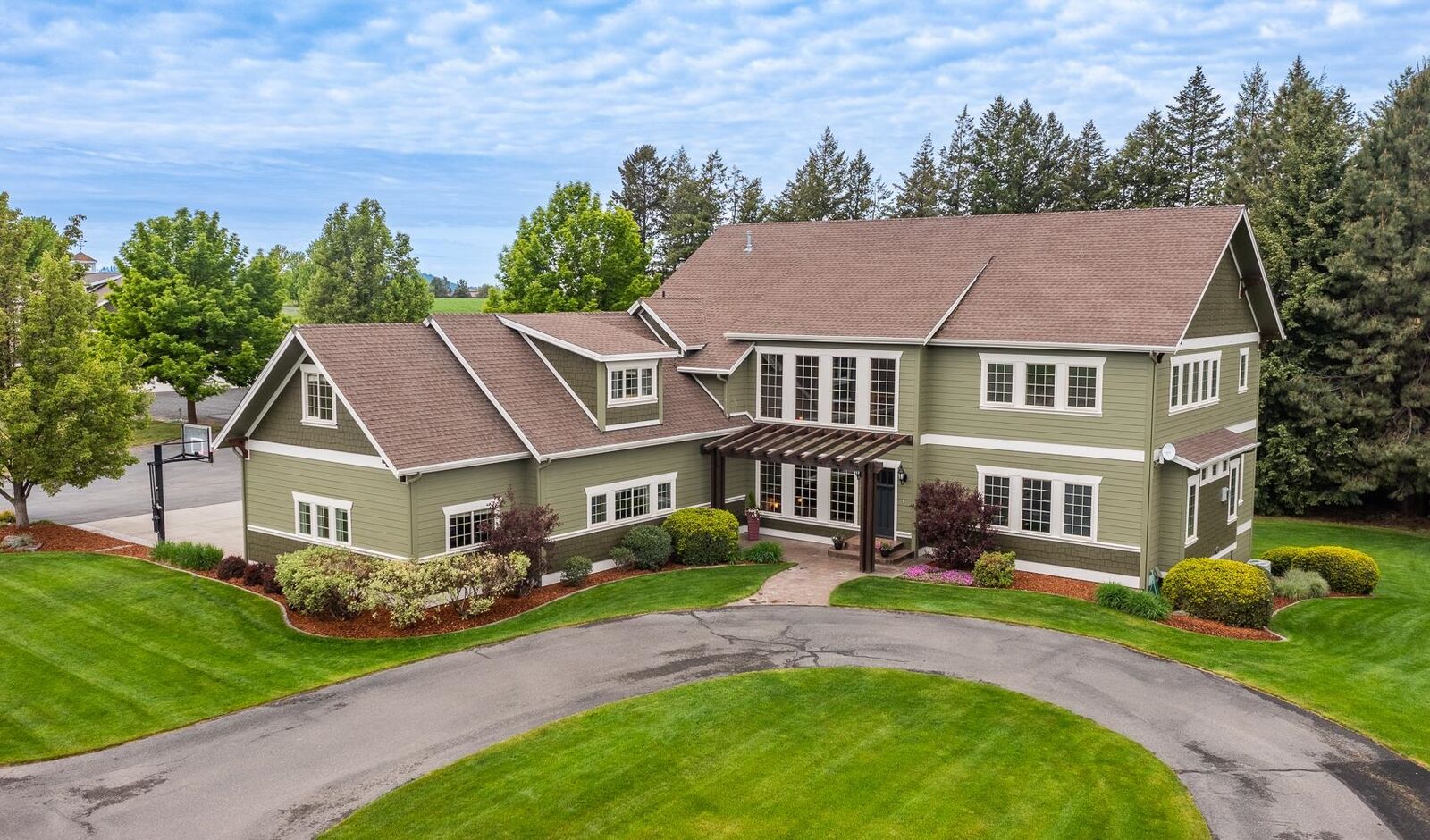 Property Photo: 9504 S Baltimore Rd WA 99223