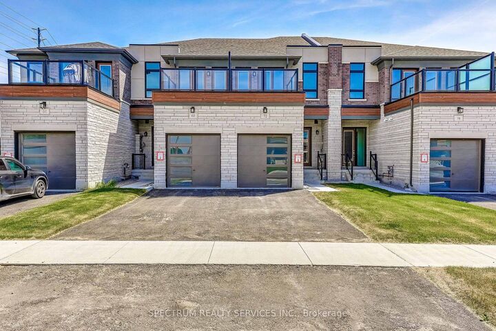 72 Adario Crescent — photo 1