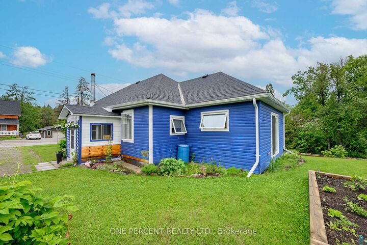 Property Photo: 4982 Monck Road ON K0M 2A0