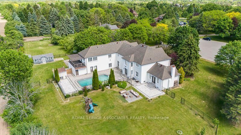 Property Photo: 69 Raeview Drive ON L4A 3G7