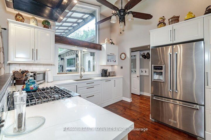 Property Photo: 104 Kennedy Road ON L7C 2A7