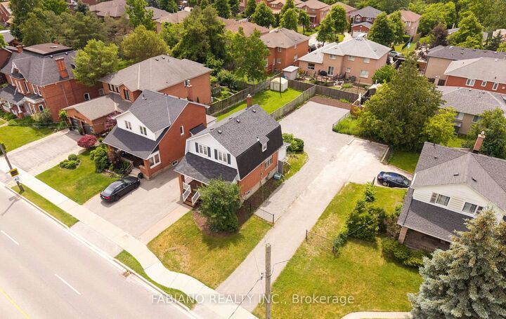 7872 - 7876 Kipling Avenue — photo 1