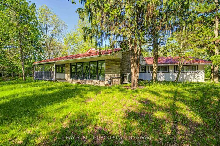 14874 Niagara River Parkway — photo 1