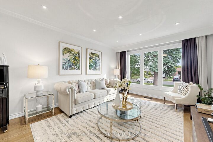 317 Paisley Boulevard W — photo 1