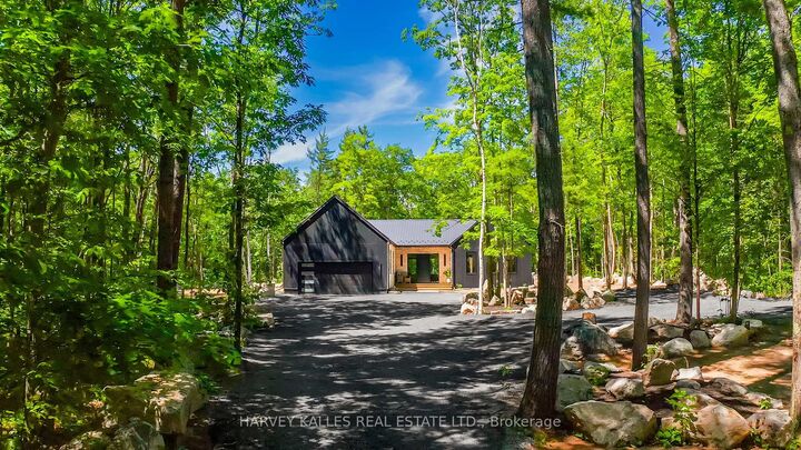 114 Rockhaven Road — photo 1
