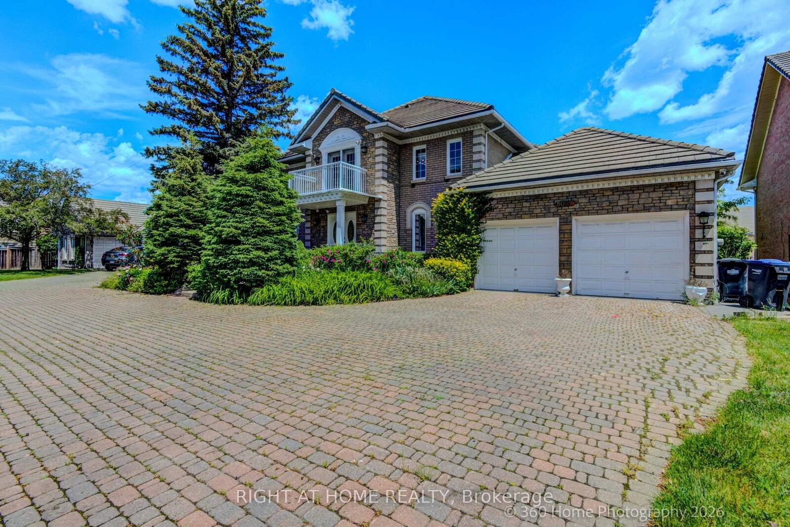 Property Photo: 5037 Mississauga Road ON L5M 4Y1