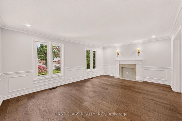 Property Photo: 30 Ritter Crescent ON L3R 4K5