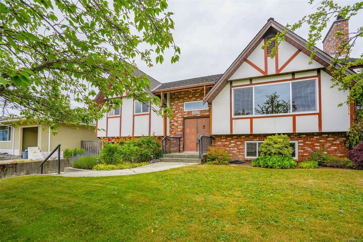 3727 Maitland St — photo 1