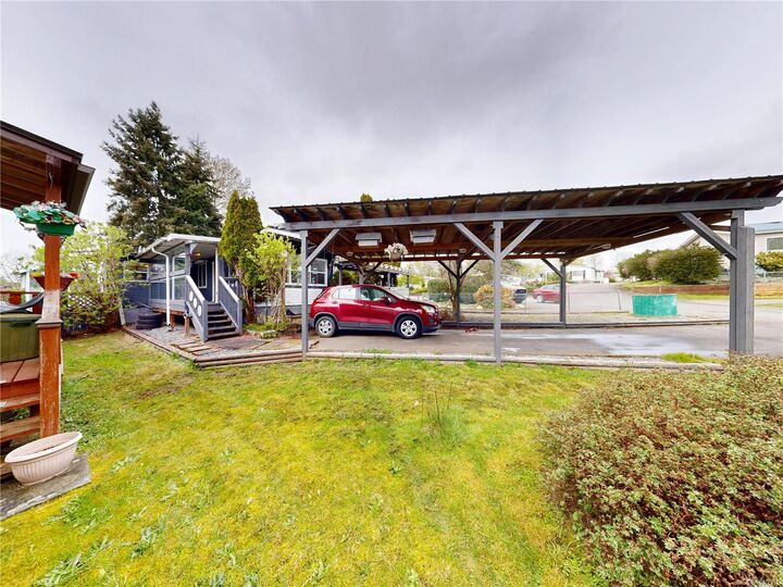 Property Photo: 80 Fifth St #20 BC V9R 1N9