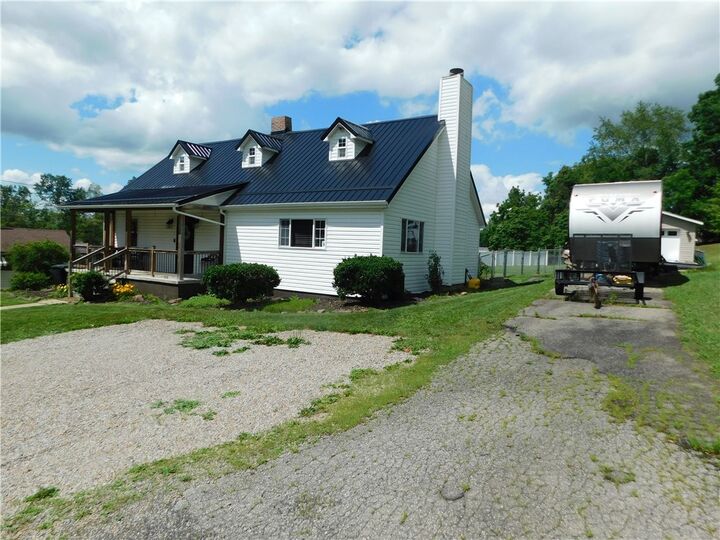 Property Photo:  39 May Street  PA 15436 