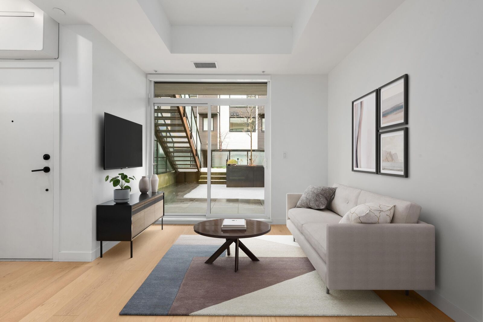 Property Photo: 650 E 2nd Street 122 BC V7L 1E3