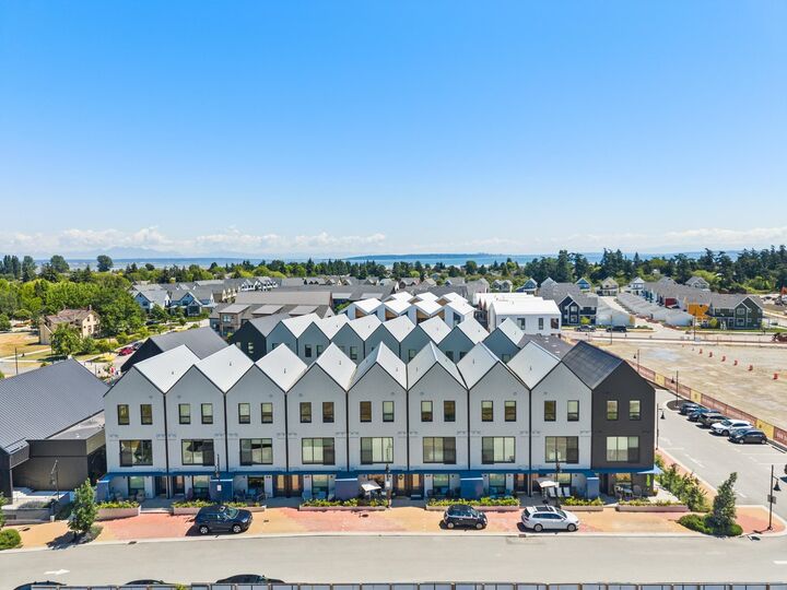 Property Photo: 6340 Market Avenue 5 BC V4L 0B1
