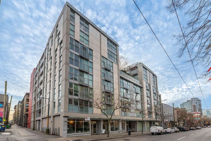 Property Photo: 168 Powell Street 816 BC V6A 0B2