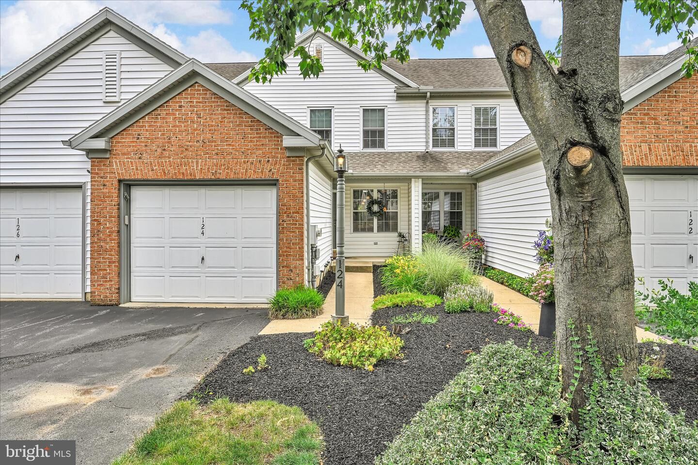 Property Photo:  124 Teal Terrace  PA 17601 