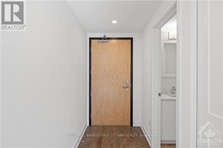 Property Photo:  340 Queen Street 1407  ON K1R 0G1 