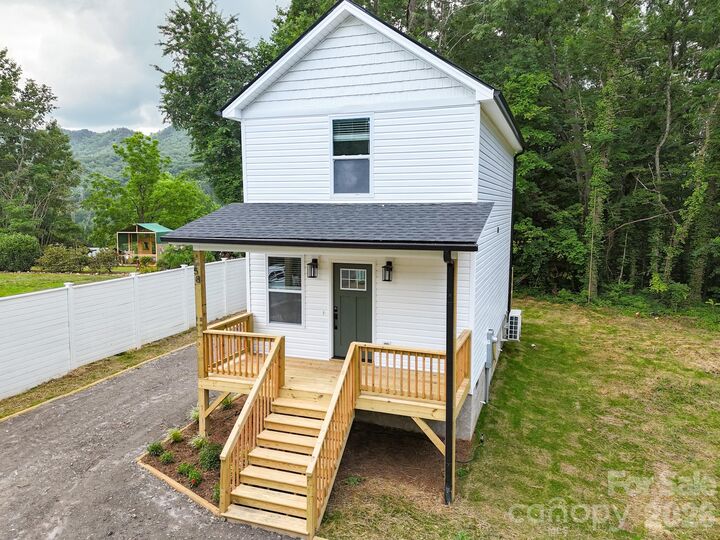 Property Photo: 58 Taft Street NC 28711