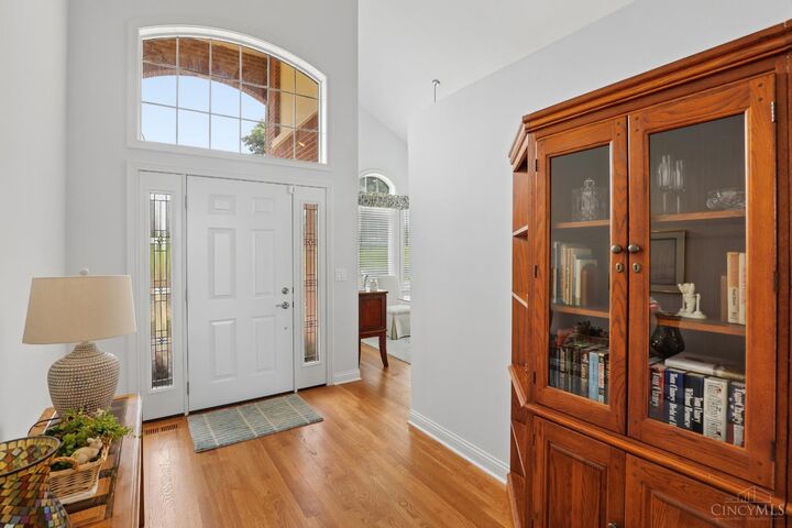 Property Photo:  9 Edinburgh Place  OH 45052 