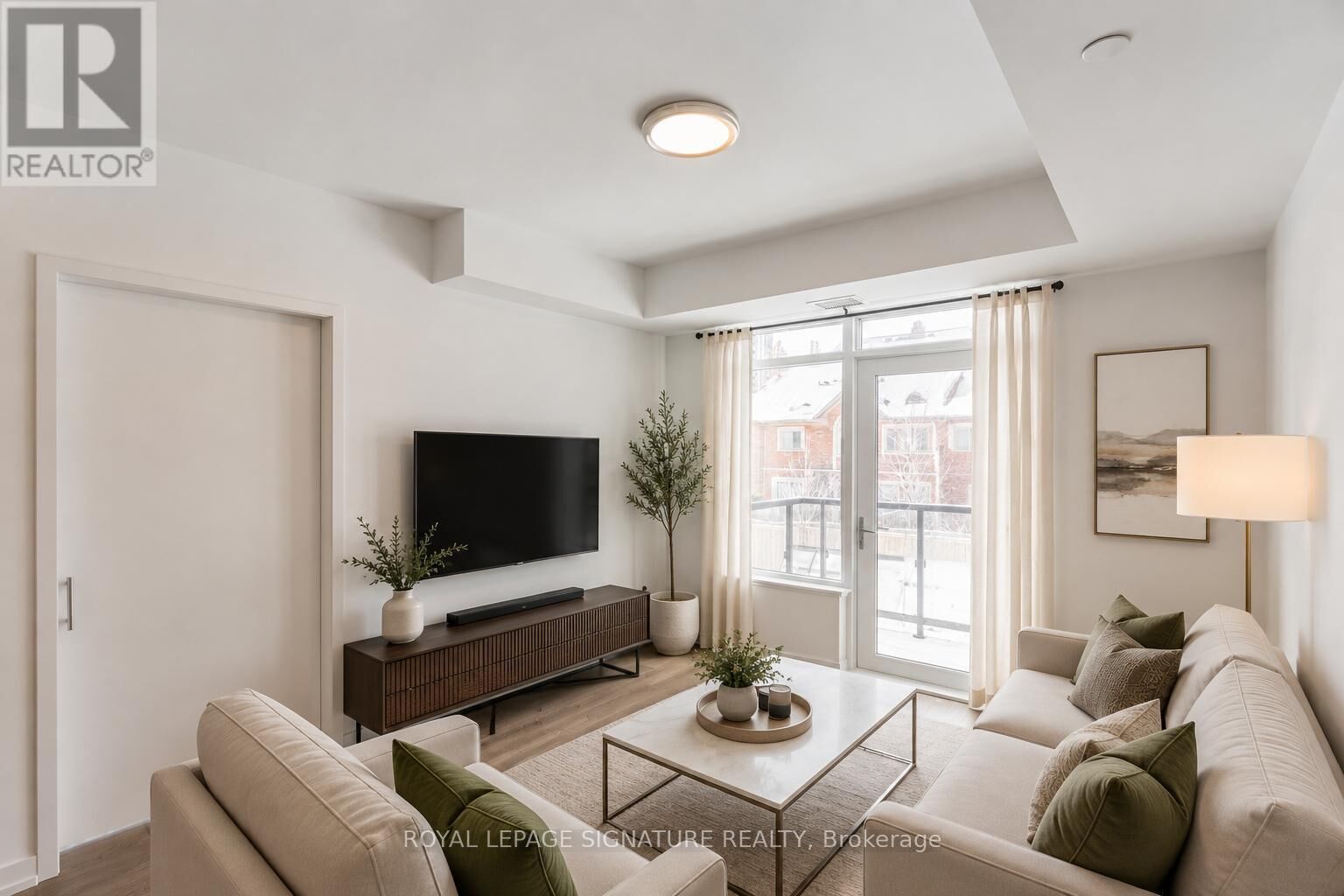 Property Photo: 8 Beverley Glen Boulevard 228 ON L4J 0L5