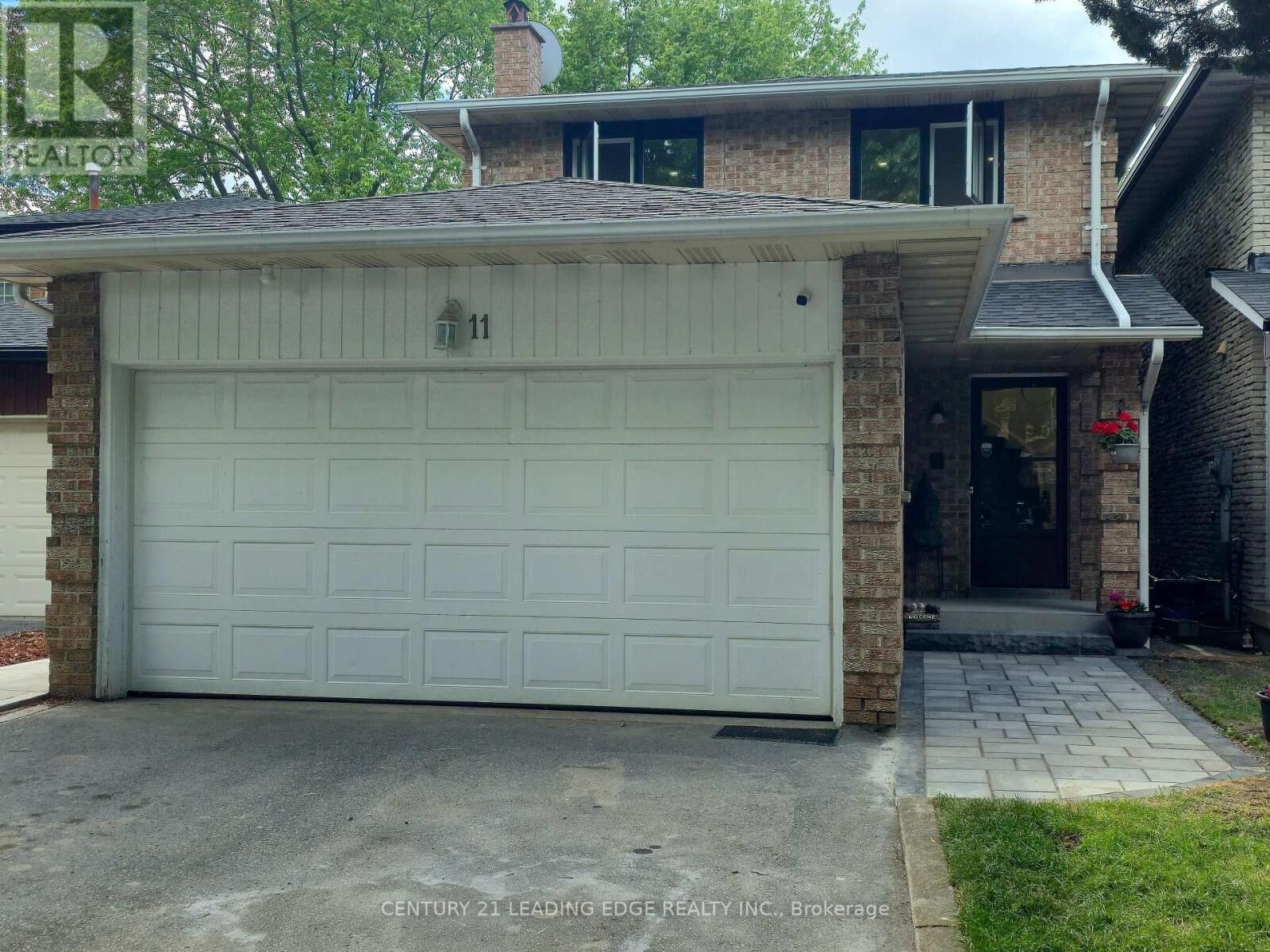 Property Photo: 11 Radford Crescent Main Flr ON L3P 4A2