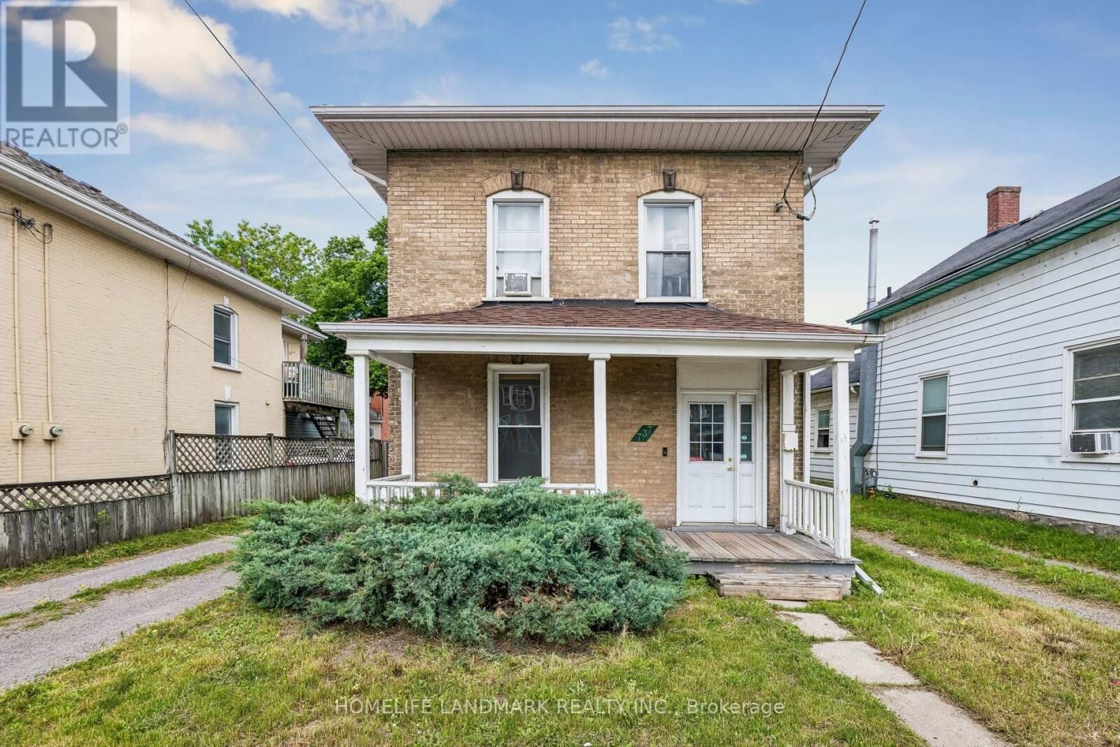 Property Photo: 737 Water Street ON K9H 3N5