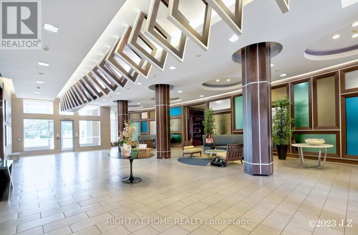 Photo de la propriété: 5793 Yonge Street 1009 ON M2M 0A9
