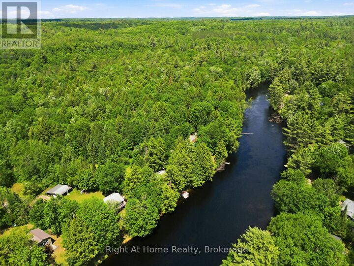 Property Photo:  1074 Holiday Park Drive  ON P1L 1W9 