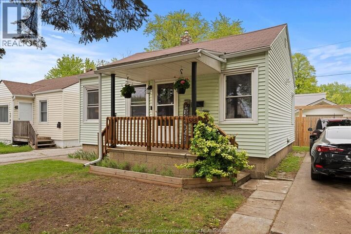 Property Photo: 1588 Central Avenue ON N8Y 3V8