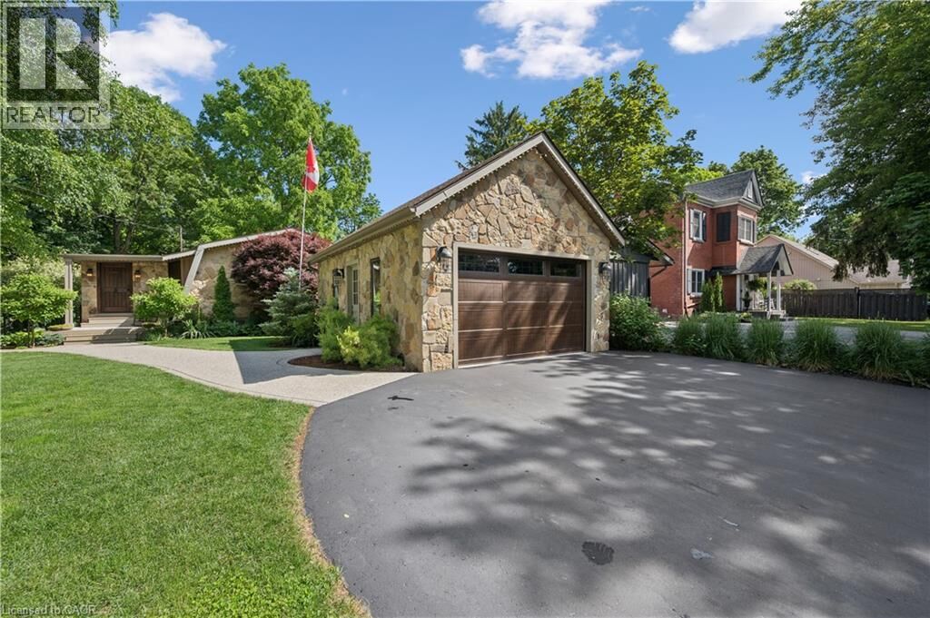 Property Photo: 130 Blenheim Road ON N1S 1G1