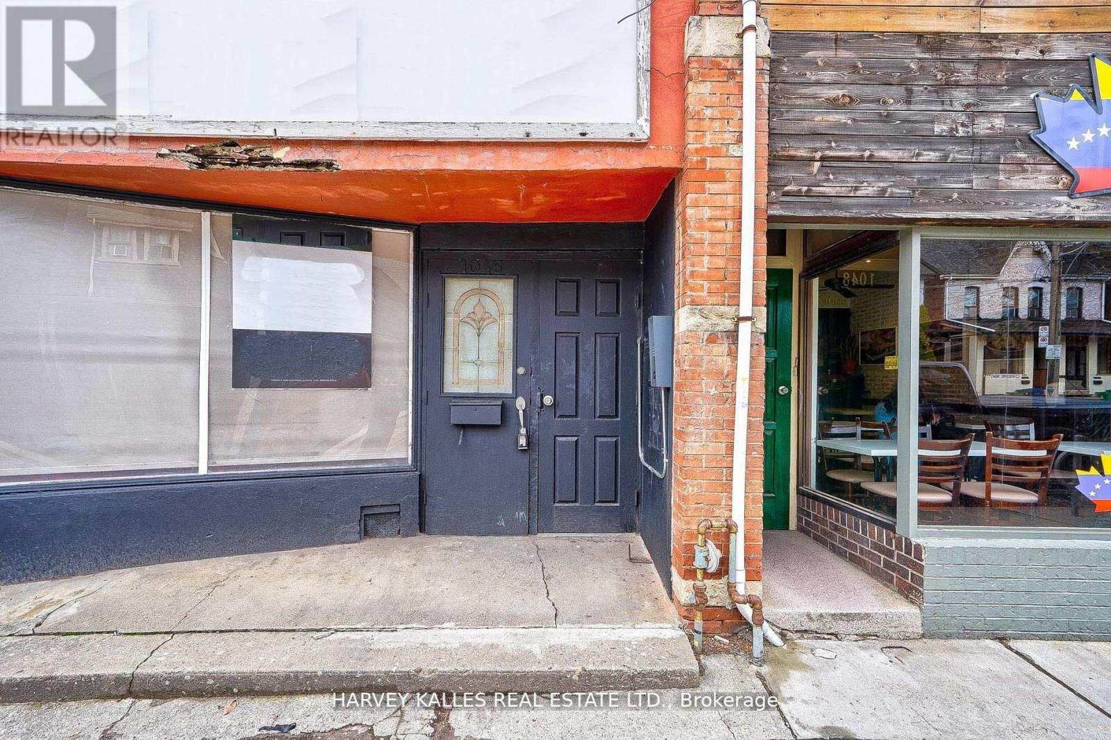 Property Photo:  1046 Bathurst Street Unit 1  ON M5R 3G7 