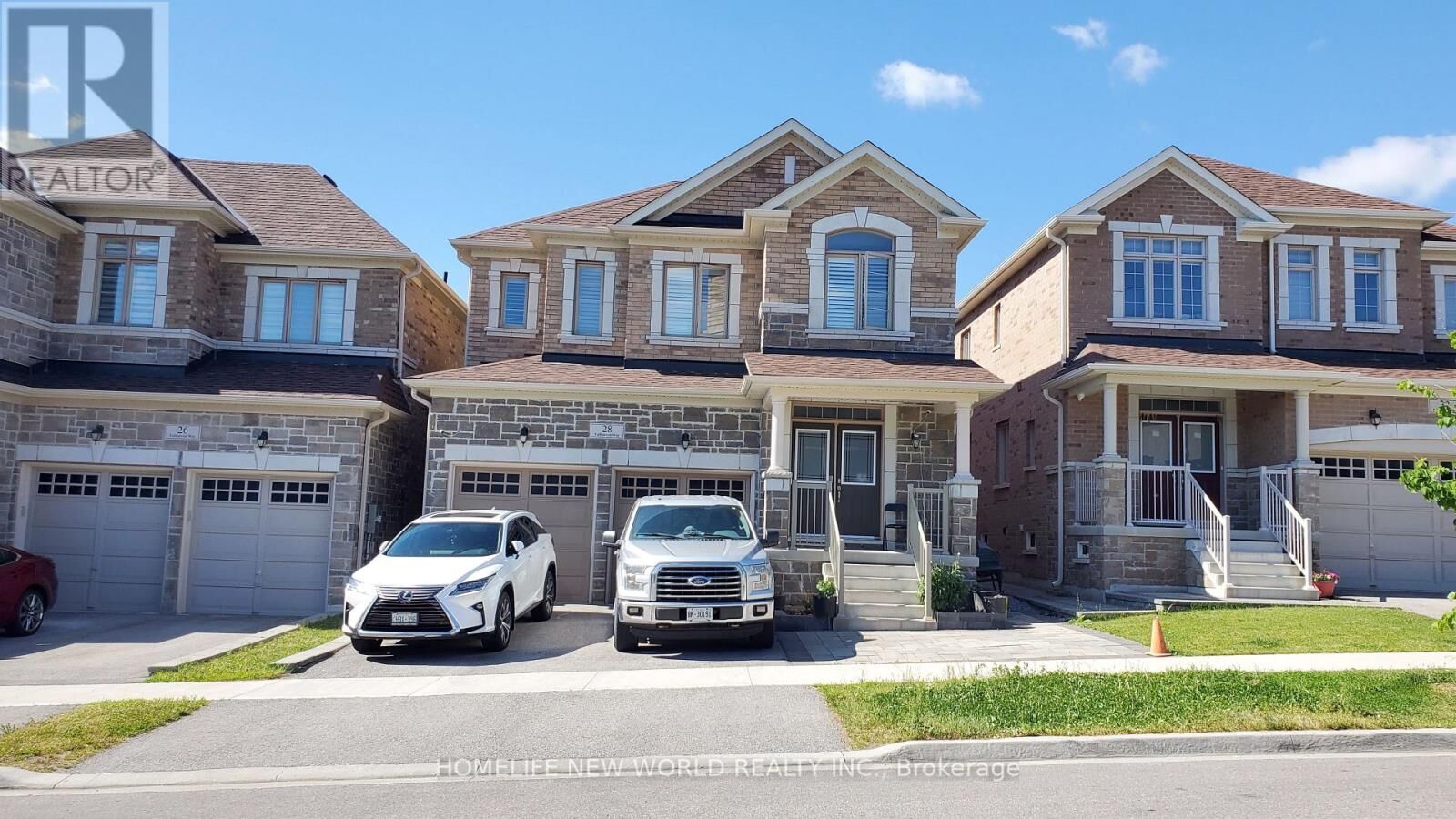 Property Photo:  28 Fallharvest Way  ON L4A 4V8 