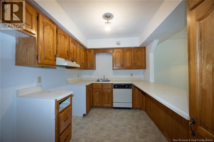Property Photo: 38 Angelview Court NB E3B 7A8