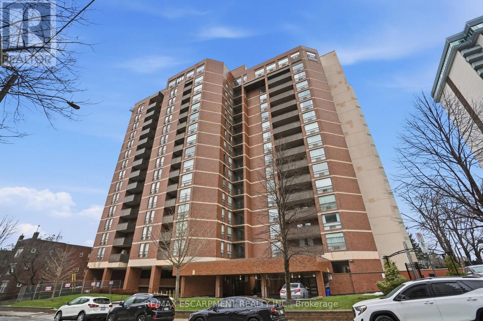 Property Photo: 222 Jackson Street West 606 ON L8P 4S5