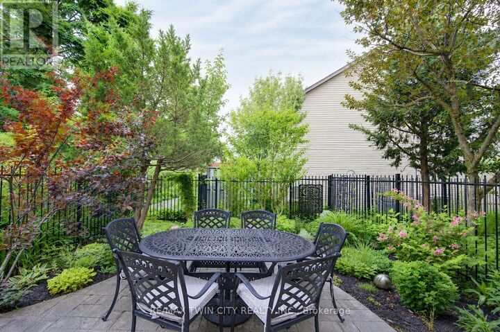 Property Photo:  69 Troy Street  ON N2H 1L9 