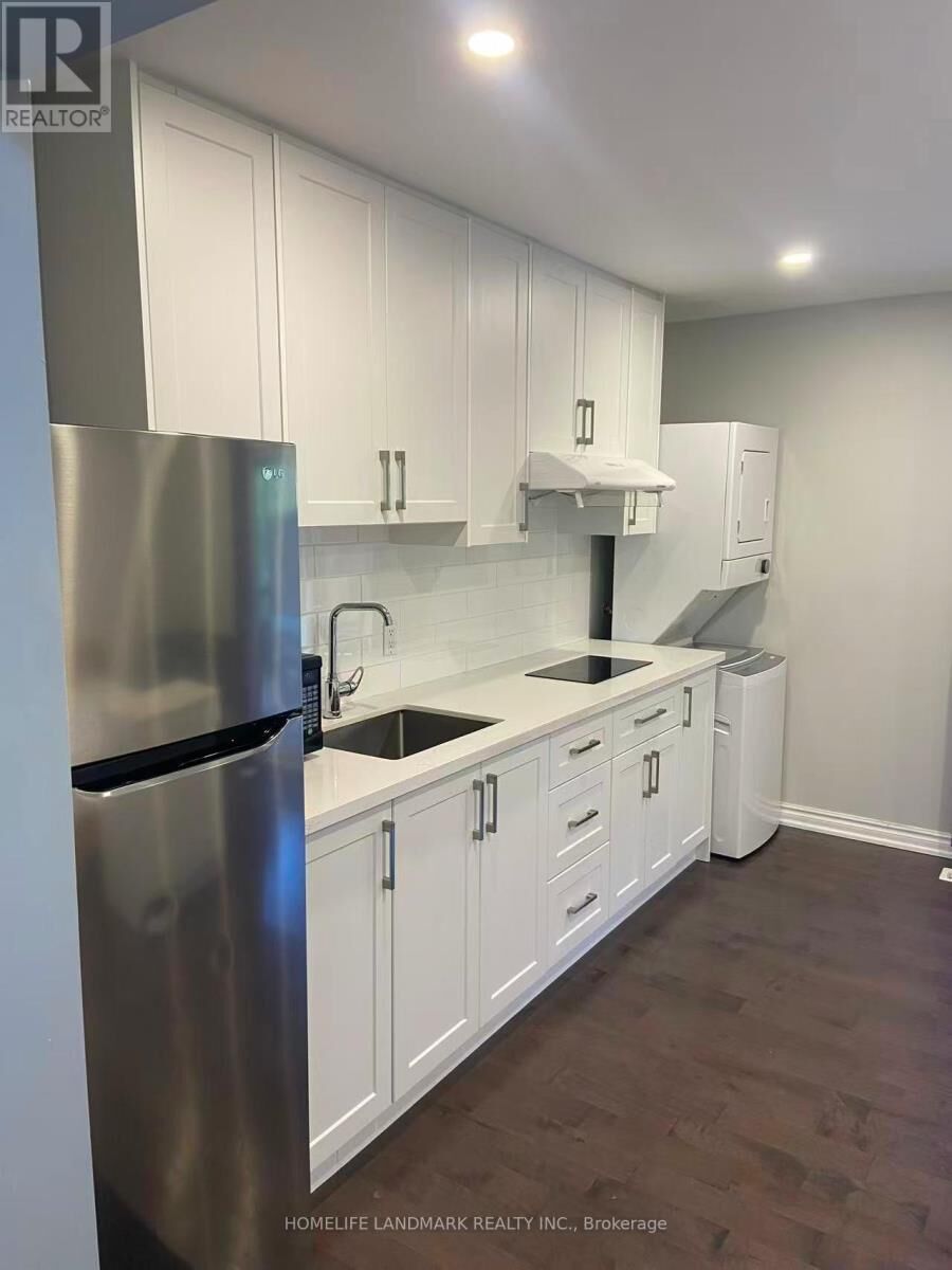 Property Photo:  210 Timberbank Boulevard 102  ON M1W 2A3 