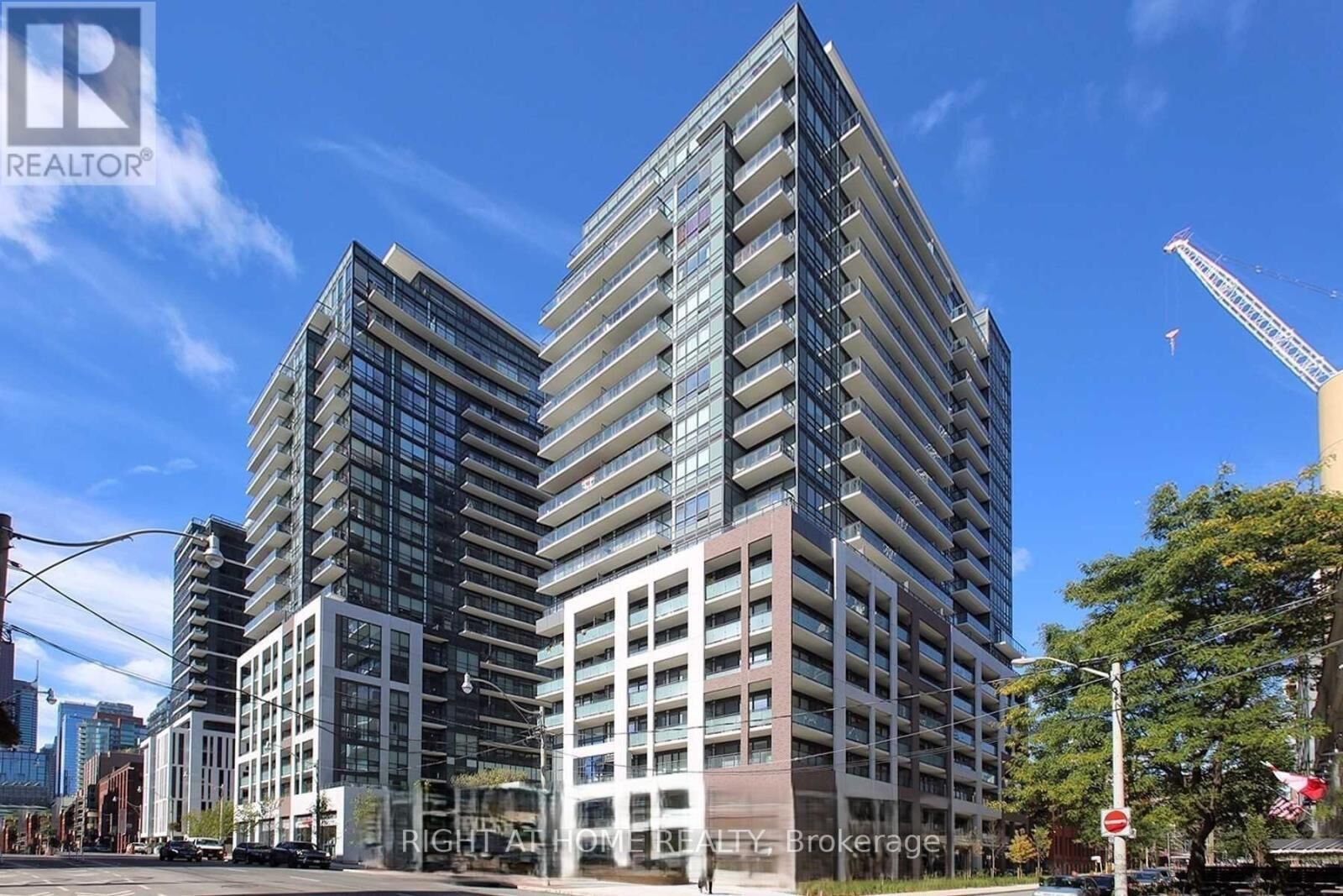 Property Photo: 460 Adelaide Street East 1123 ON M5A 0E7