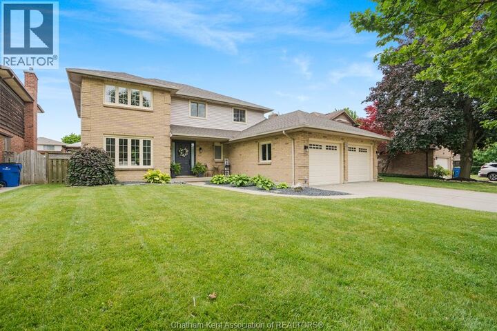 Property Photo:  115 Hedge Maple Path  ON N7L 5E5 