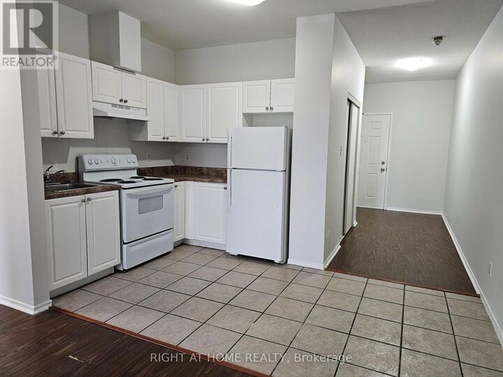 Property Photo:  1801 Eglinton Avenue West 307  ON M6E 2H7 