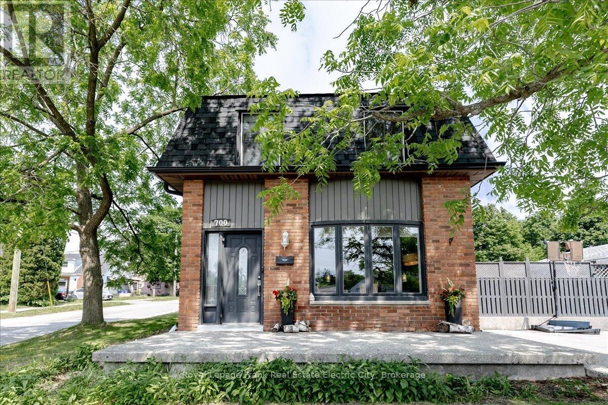 Property Photo: 700 Trent Street ON K9H 2E4