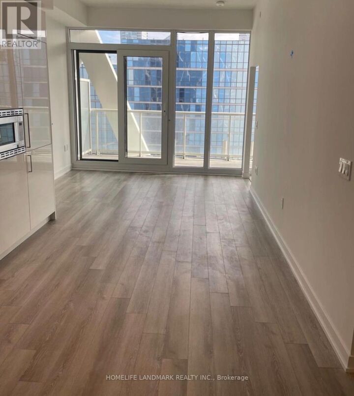 Property Photo: 230 Simcoe Street 2117 ON M5T 0G7