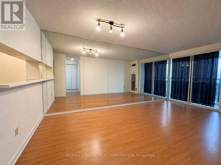 Property Photo:  1055 Bay Street 508  ON M5S 3A3 