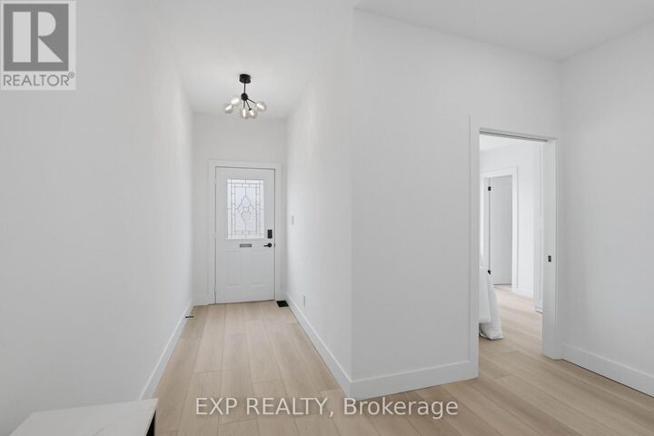 Property Photo:  134 Sterling Street  ON N5Y 1Y8 