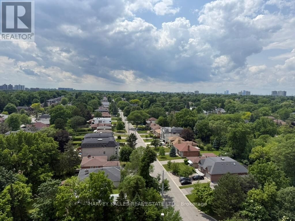 Property Photo:  233 Beecroft Road 1607  ON M2N 6Z9 